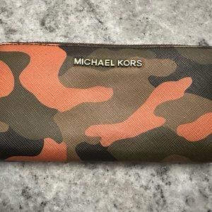 USED Michael Kors Orange Camoflauge Large Continental Wallet